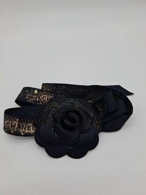 CHANEL Holiday Camellia & Gold Logo Ribbon Set Black Gift Packaging
